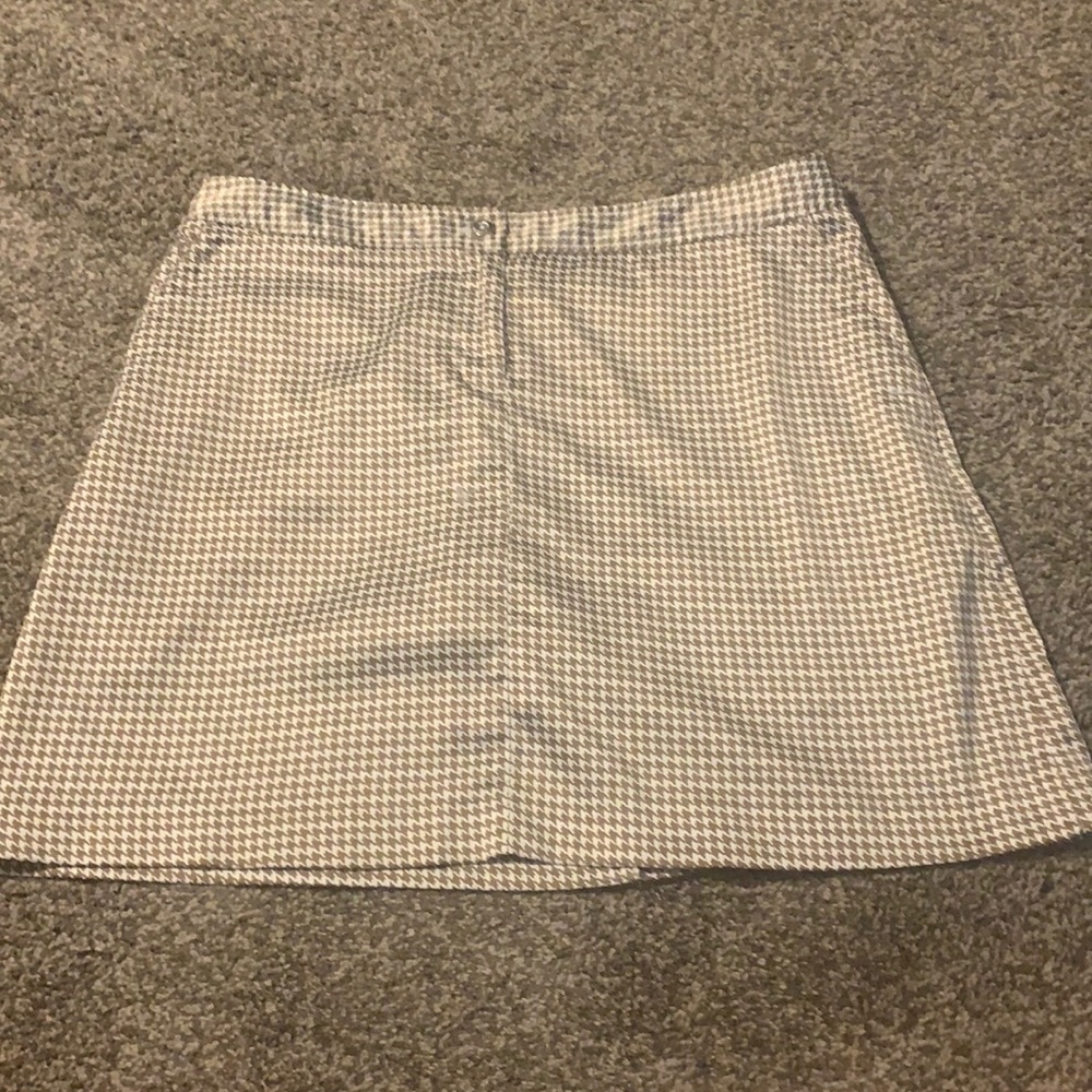 IZOD GOLF SKIRT